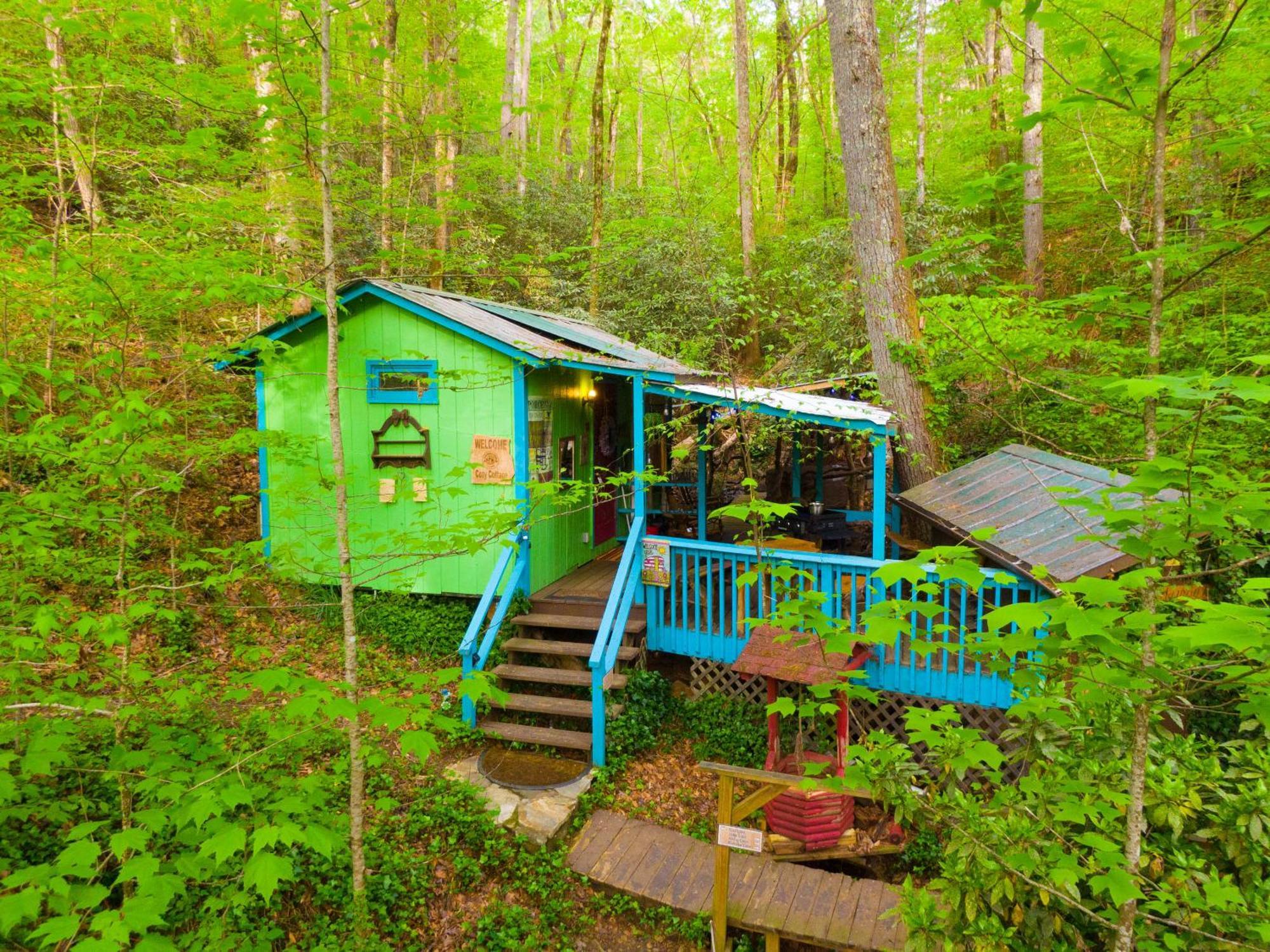 Bear Creek Lodge And Cabins In Helen Ga - Pet Friendly, River On Property, Walking Distance To Downtown Helen Exterior foto